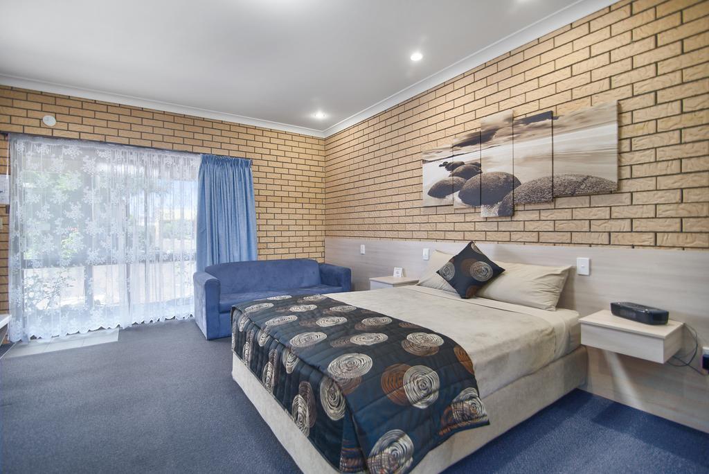 Warwick Settlers Inn Ngoại thất bức ảnh
