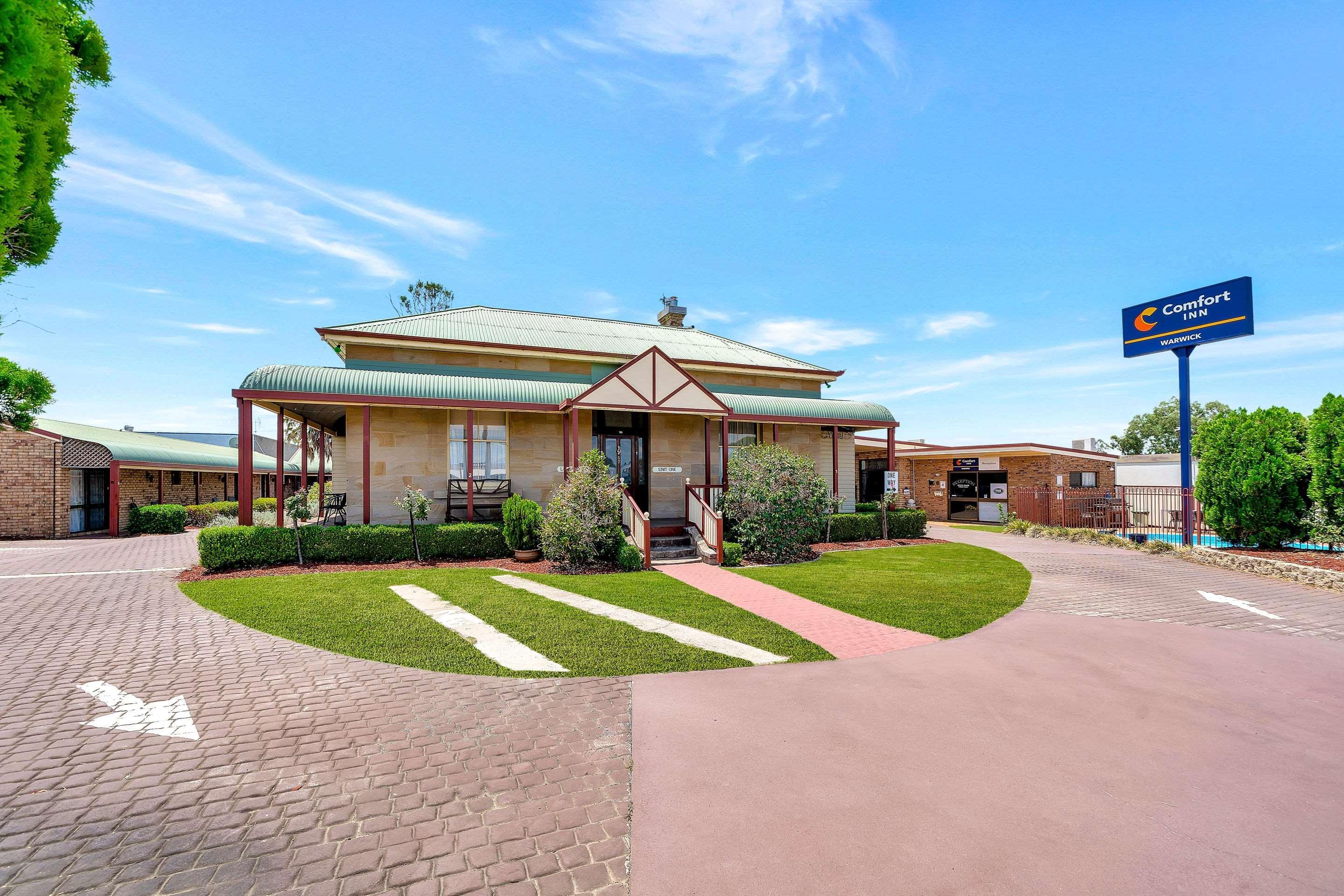 Warwick Settlers Inn Ngoại thất bức ảnh