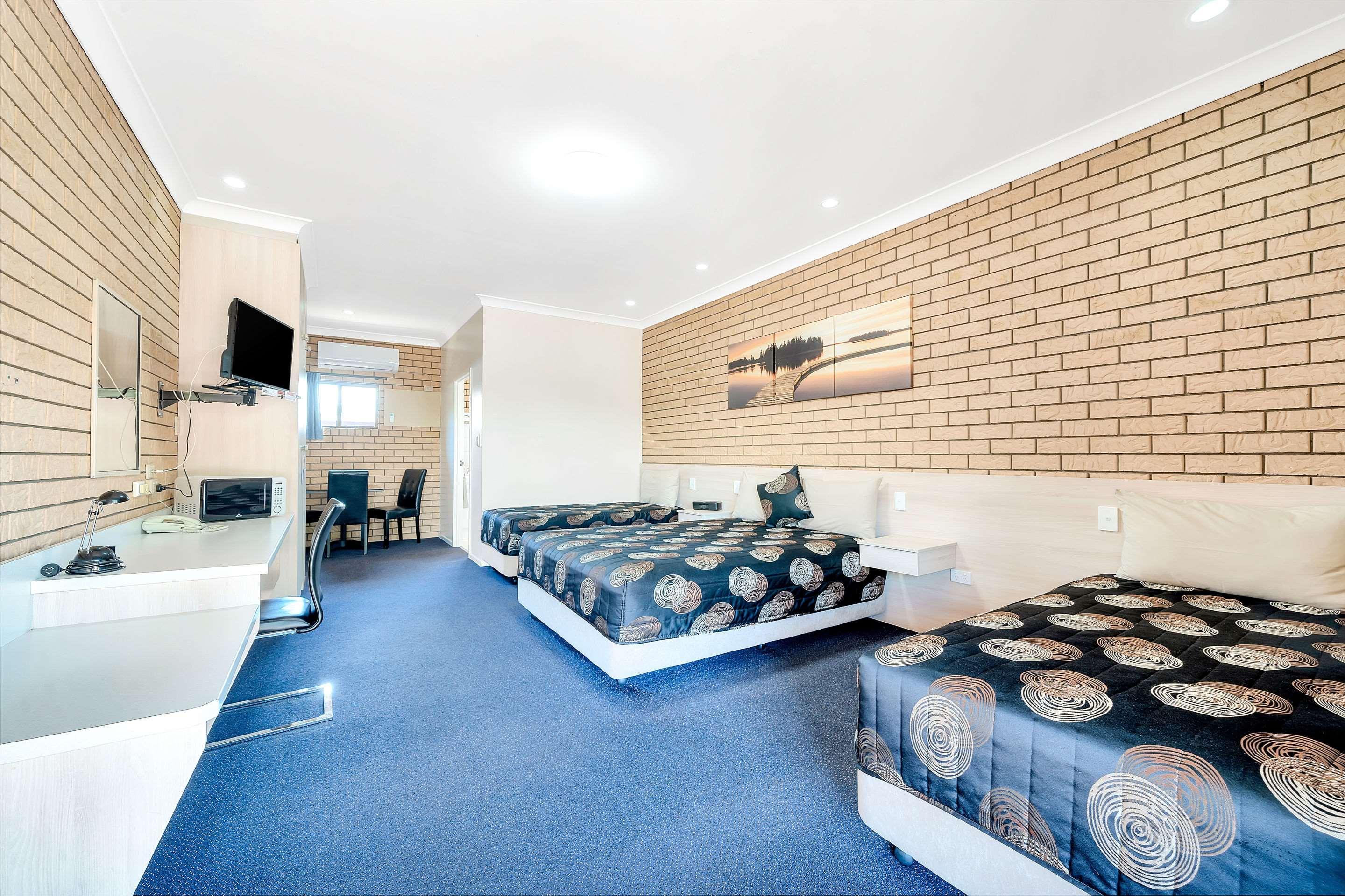 Warwick Settlers Inn Ngoại thất bức ảnh