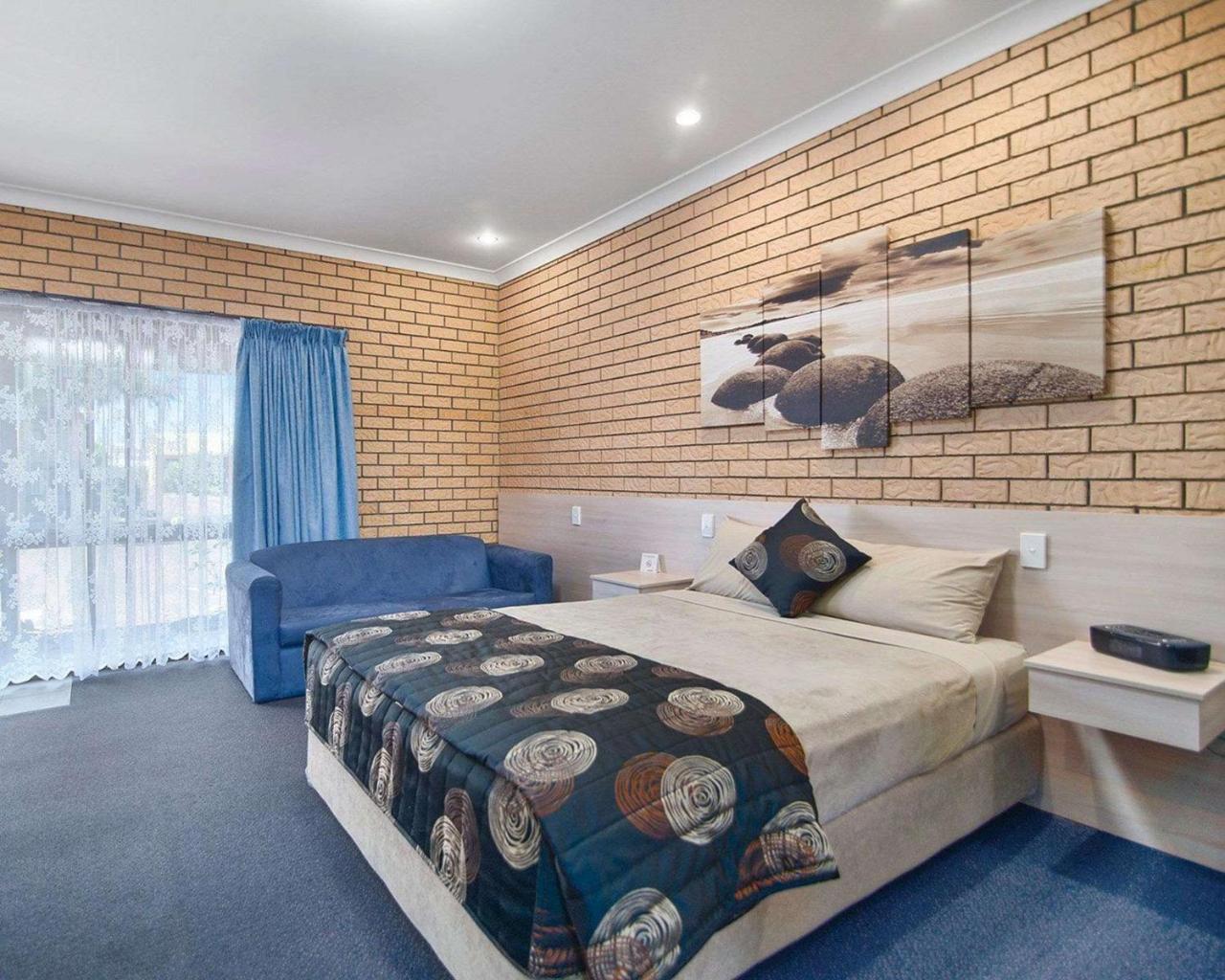 Warwick Settlers Inn Ngoại thất bức ảnh